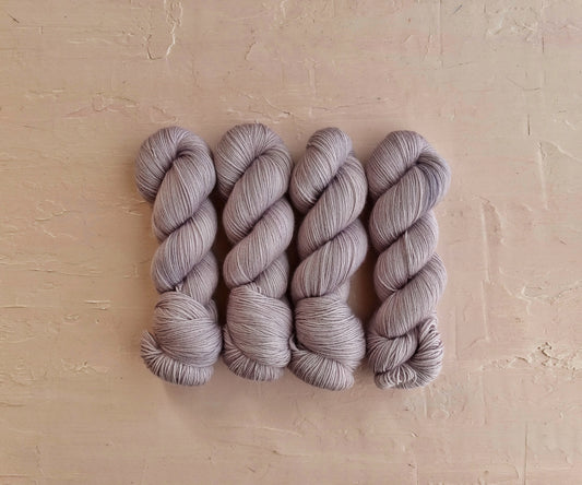 Wisteria - BFL Fingering