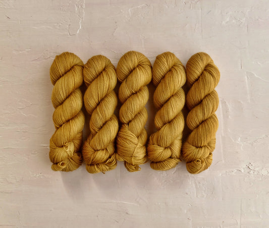 Honey Glow - BFL Fingering