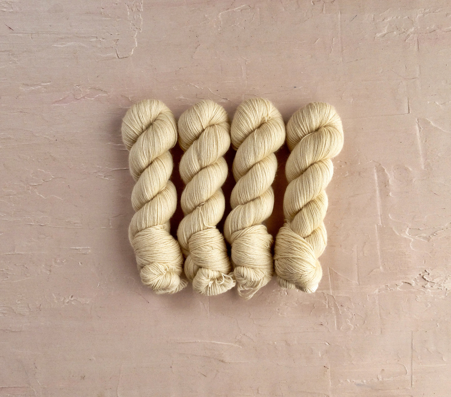 Nácar - BFL Fingering