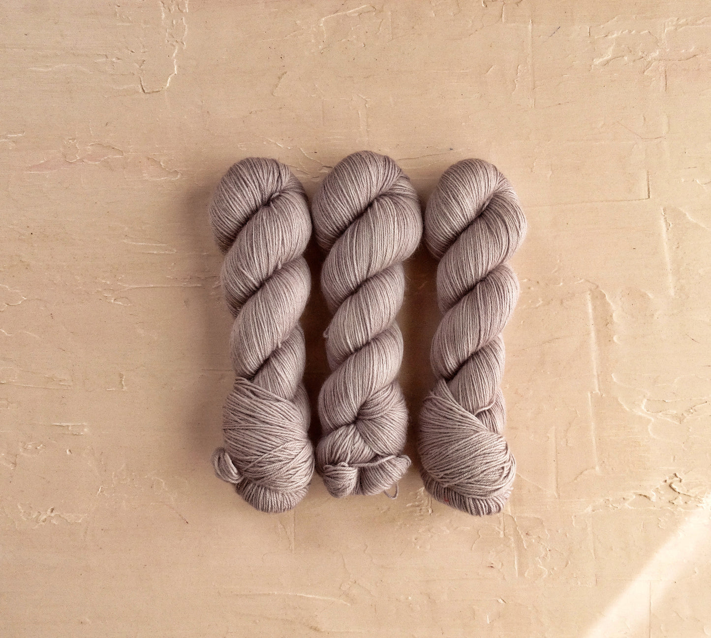 Powder Lilac - BFL Fingering